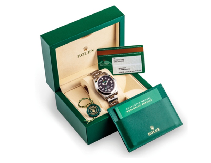 9ee70682aa4487bfbfe98324311649de1629187043.jpg Rolex-Packaging-Design-3.jpg
